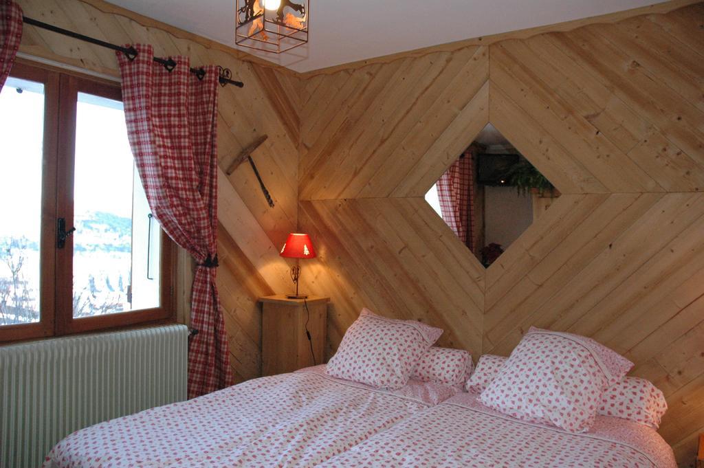 B&B Chalet La Providence Le Sauze Rom bilde