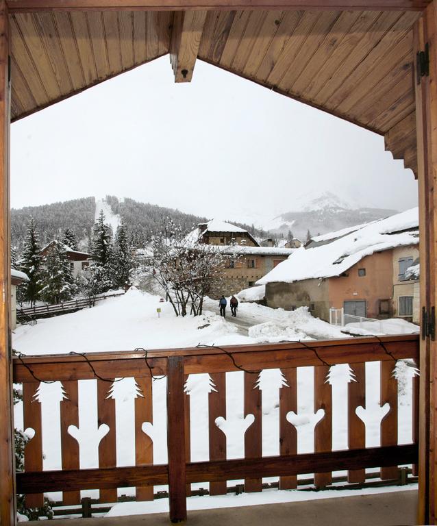 B&B Chalet La Providence Le Sauze Rom bilde